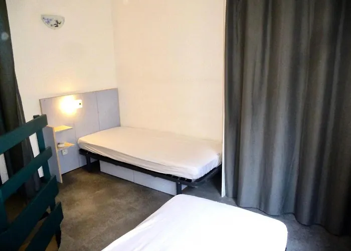 Neouvielle - Duplex Dans Le Centre De Mae-8574